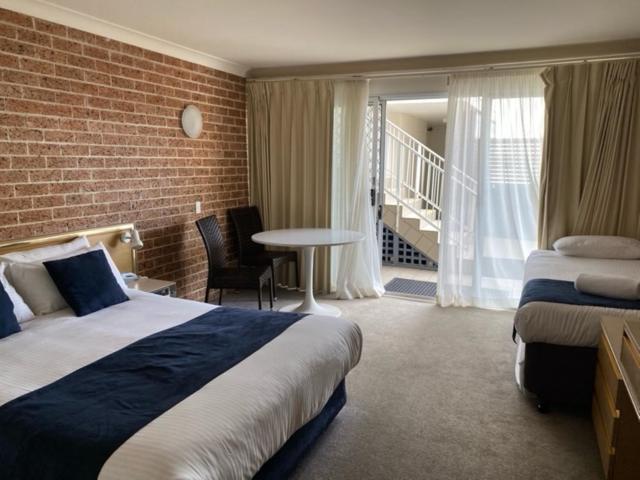 Motel Ocean Front Motel 4*